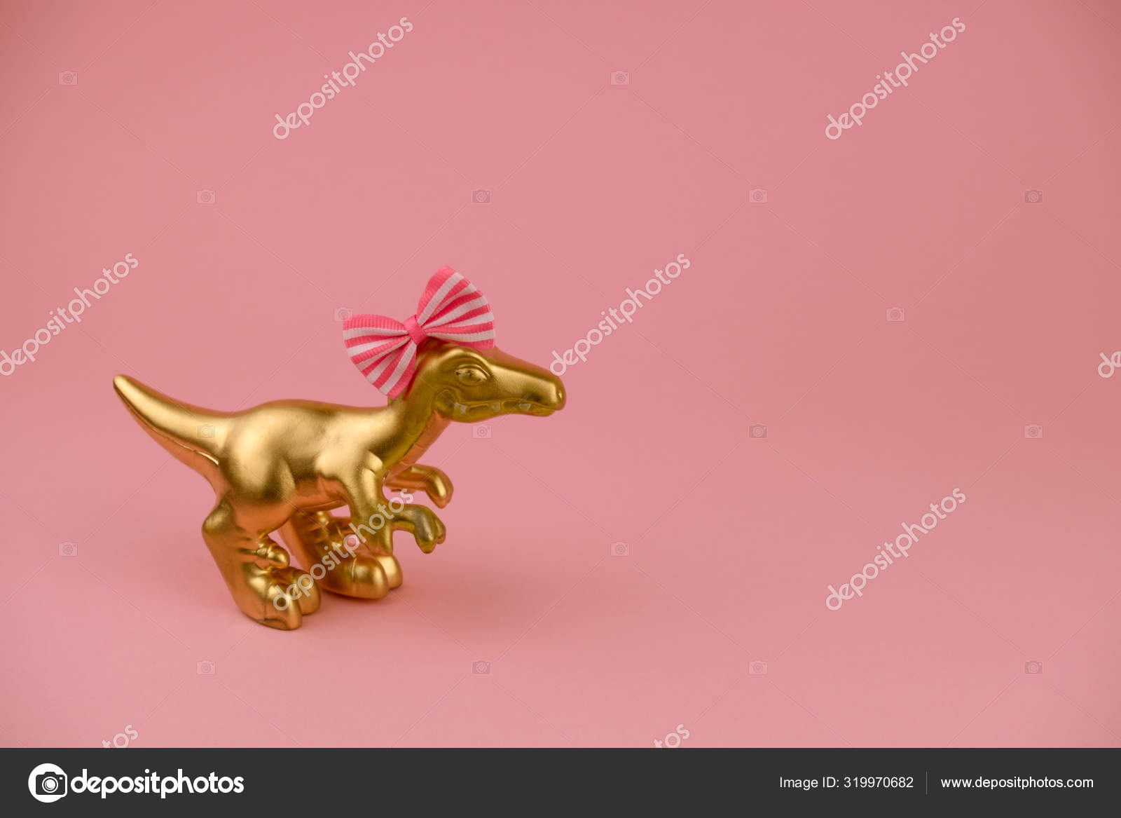 Pink dinosaur Fotos de Stock, Pink dinosaur Imagens sem royalties