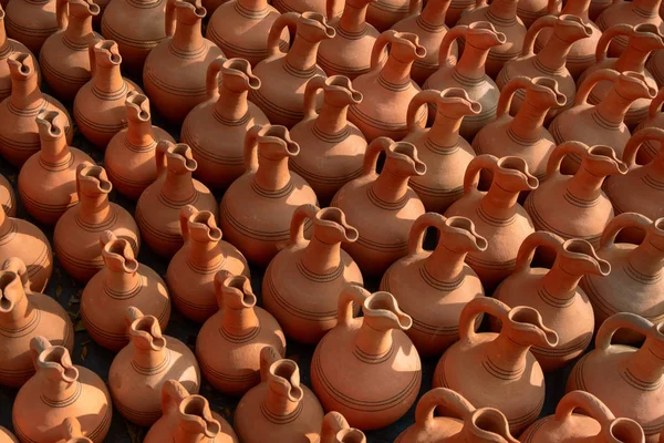 Top View Ceramic Jugs Pattern Wine Street Market — Stock Photo, Image