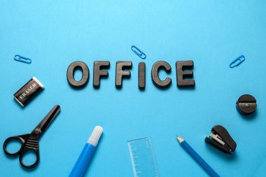 En üst düzey daire ofis malzemeleri ve yazıt bürosu.