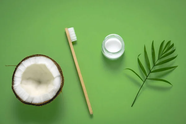 Vista Superior Escova Dentes Eco Friendly Bambu Frasco Pasta Dente — Fotografia de Stock