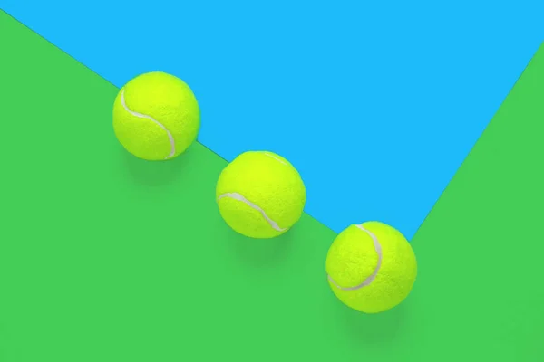 Tennisbollar Linje Mönster Blå Och Grön Bakgrund Kopiera Utrymme — Stockfoto