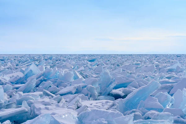 バイカル湖の流れ山の巨大なフィールド — ストック写真