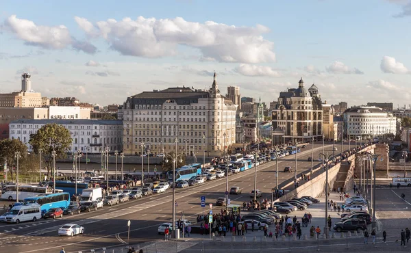 Мост через Москву в Москве — стоковое фото