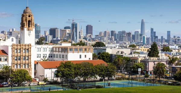 Sunny day of San Francisco, California, USA. — Stock Photo, Image