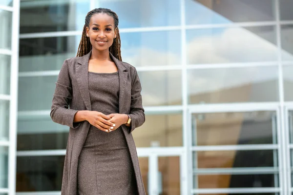 Modern Portrait African American Female Business Person Standing Office Building — Stock Photo, Image