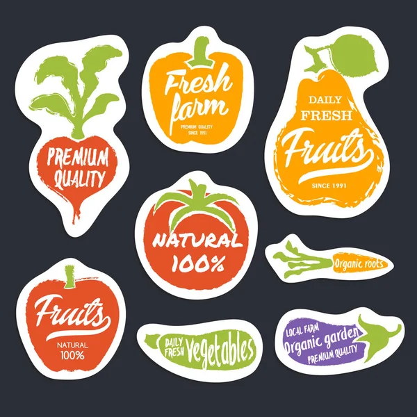 Bio-Lebensmittel handgezeichnete Etiketten Set — Stockvektor