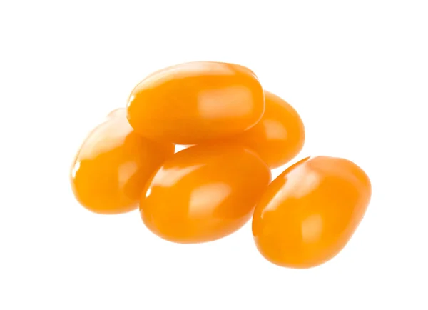 Oranje cherry tomaten geïsoleerd op witte achtergrond — Stockfoto