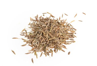 Beyaz arkaplanda yalıtılmış kimyon tohumları