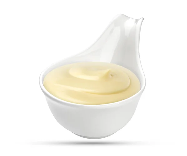 Mayonnaise-Sauce in Schüssel isoliert auf weißem Hintergrund mit Schneideweg — Stockfoto
