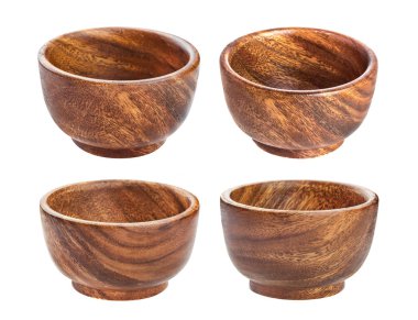 Boş ahşap kase beyaz arkaplanda izole