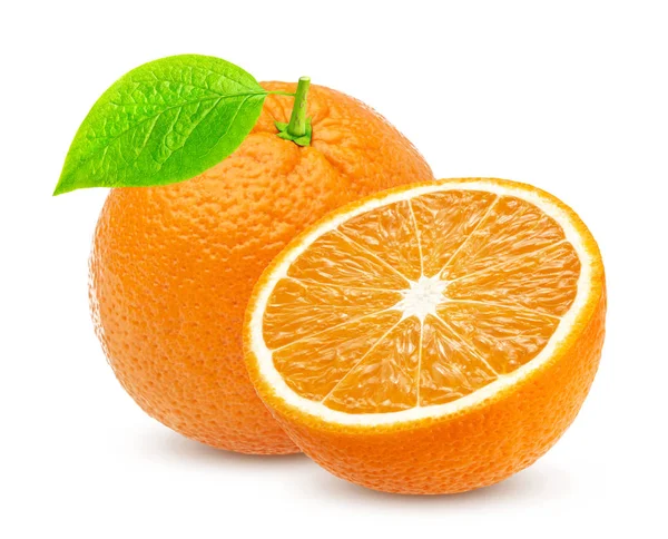 Un fruto naranja entero y medio aislado en blanco —  Fotos de Stock