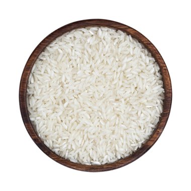 Basmati pirinç kabuğu çıkarılmış tane ahşap içinde izole üzerinde beyaz arka plan kase. Üstten Görünüm