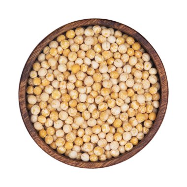 Ahşap plaka beyaz arka plan üzerinde izole kuru bezelye Üstten Görünüm.