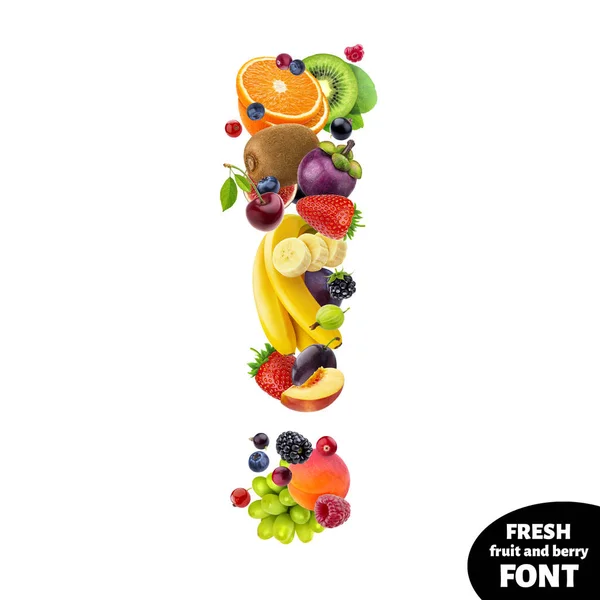 Wykrzyknik wykonany z różnych owoców i jagód, alfabet owoców wyizolowany na białym tle — Zdjęcie stockowe