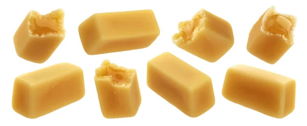 Doces de tofu com recheio de caramelo derretido isolado em fundo branco — Fotografia de Stock