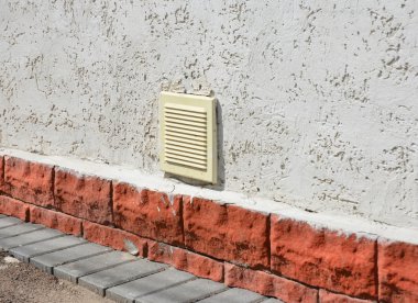 Ev Garaj havalandırma sistemi dış. Garaj havalandırma sistemi yükleme açık.