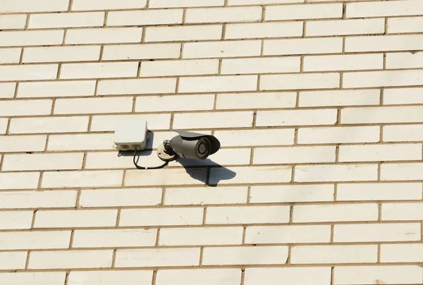 Камера Відеоспостереження Безпеки Встановлена Стіні Цегляного Будинку — стокове фото