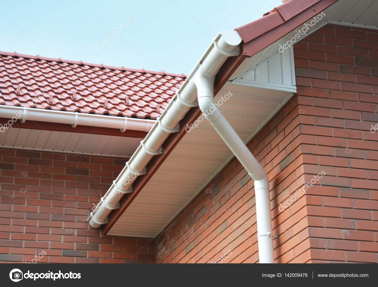 водосточная система мп престиж круглая. крепление водосточки технониколь. водосточная система гранд лайн пластик желоб. отливы для крыши. водосточная труба технониколь.