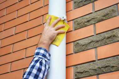  Temizlik beyaz pvc yağmur oluk sistemi downspout boru hattı dostum. Temizlik beyaz olukları.