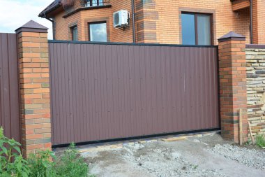 Kapı, kapı tarzı modern tasarım evi metal çit yükleme.
