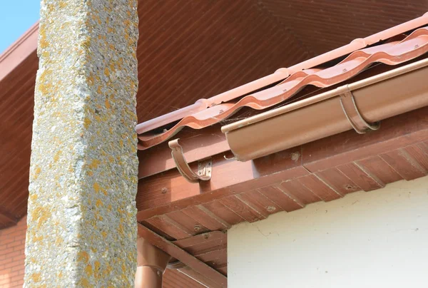 Áreas Problemáticas Para Sarjeta Casa Calhas Calhas Sistema Calhas Plástico — Fotografia de Stock