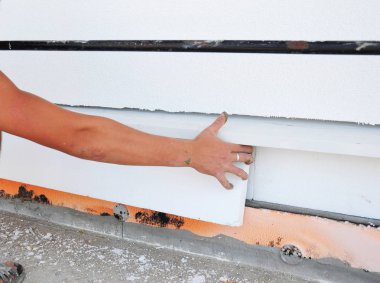 Styroboard ile dış ev temel yalıtımı.