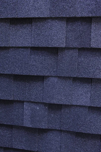 Ασκαλτ Σινγκλς Φώτο. Σκούρο μπλε rooffing έρπητας υφής φόντο. Υφή έρπητα ζωστήρα οροφής άσφαλτο. — Φωτογραφία Αρχείου