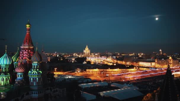 Catedral de San Basilio hermosa vista nocturna timelapse de Moscú — Vídeos de Stock