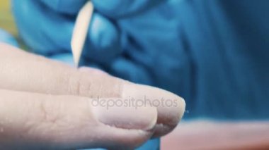 Güzellik Salonu yüzey parlatmak için istemci dosyasında kullanılması manikürcü el çivi