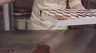 Plastik kalıp kapalı aşırı Çikolata pasta şefi çizgiler