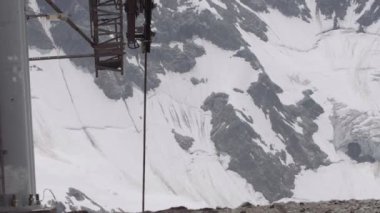 Funitel Asansör kabin sürmek kablolara taşlı dağlarda