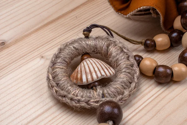 Handmade wooden beads with pendant natural seashel