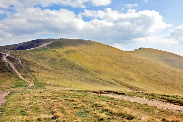 Dağlardaki Dönemeç Yol
