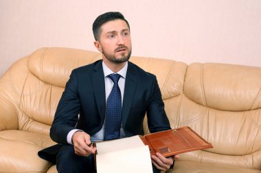 başarılı iş adamı iş belgeleri ile 