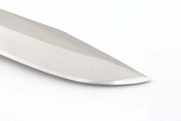 Bladet av en kniv på en vit bakgrund — Stockfoto