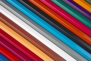 Çizim için renkli kalemler ve kalem. Doku ve arka plan. Edu