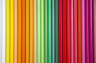 Çizim için renkli kalemler. Doku ve arka plan. Eğitim a