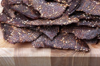 baharat susam sığır eti dilim kurutulmuş