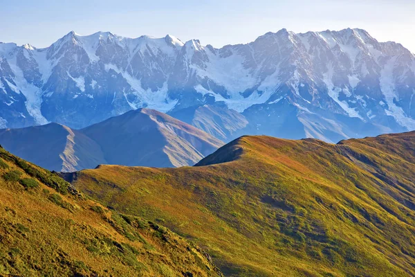 Catena Montuosa Del Caucaso Georgia Paesaggio Montano — Foto Stock