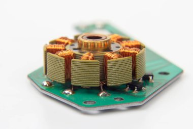 Küçük elektrikli bir motorun pervanesi. Elektrik mühendisliği endüstrisi.