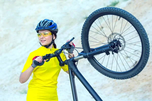 Beautiful Girl Cyclist Bike Background Sands Sports Recreation — Stock Photo, Image