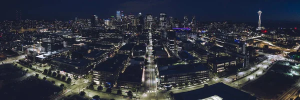 Ελικόπτερο θέα στον ορίζοντα τα φώτα της πόλης στο Σιάτλ Πανόραμα στο Νι — Φωτογραφία Αρχείου