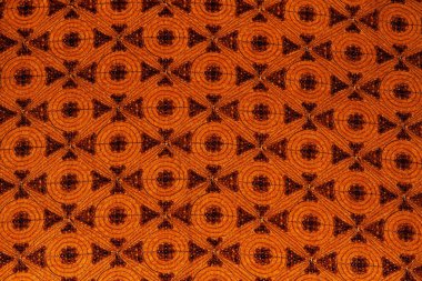 Beyaz arkaplan üzerine renk kumaşı