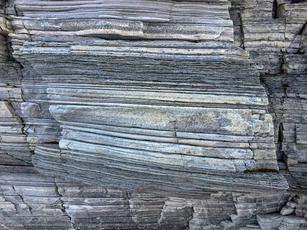 Las rocas en la orilla del mar —  Fotos de Stock