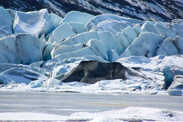 Jégtömbök izlandi hideg vizekben, globális felmelegedés — Stock Fotó