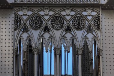 Eski karanlık metalin gotik jüri örneği. Portekiz.