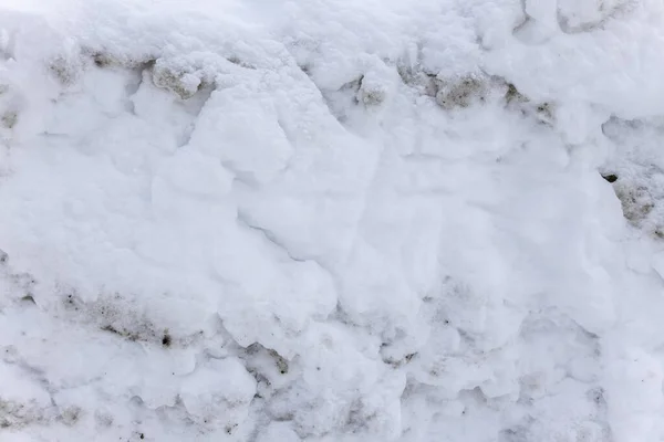 Брудний сніговий весняний фон. Весняний час. Стару і брудну снігову текстуру. Природний фон — стокове фото