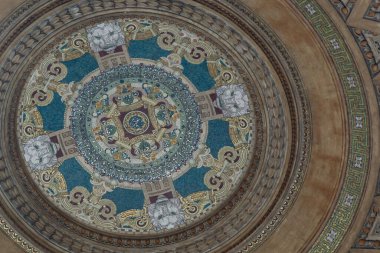 Portekiz 'de yuvarlak tavanın bir kısmı azulejo kaplıydı.