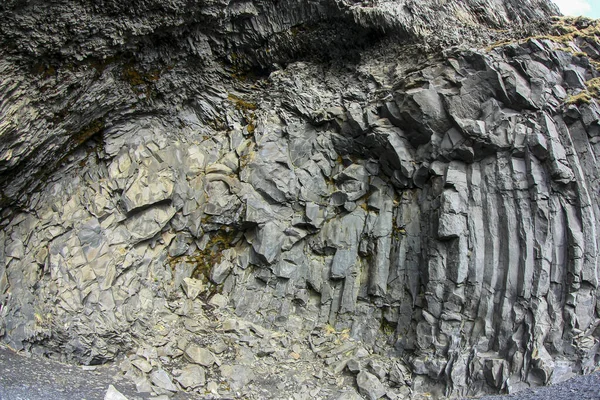 Basalt column formation in Iceland. Background — Stock Photo, Image
