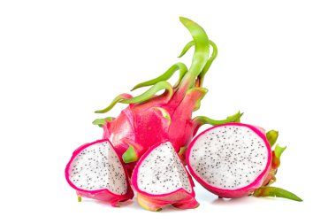 Beyaz arka planda izole ejderha meyvesi, kırpma yolu dahil. 